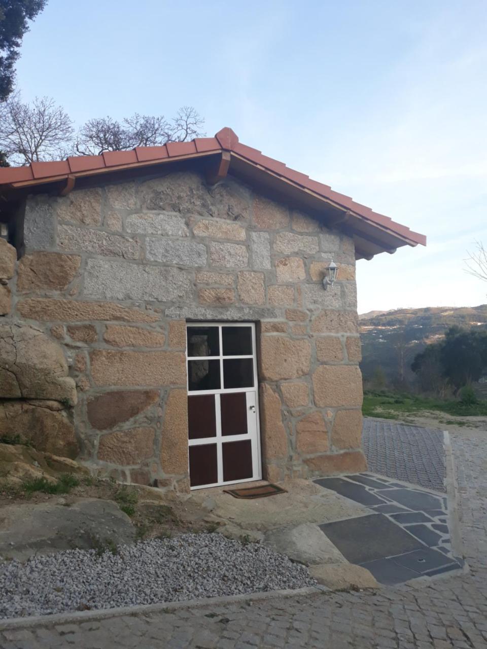 Quinta De Aguia - Non-Smoking Property Hotell São Lourenço do Douro Exteriör bild